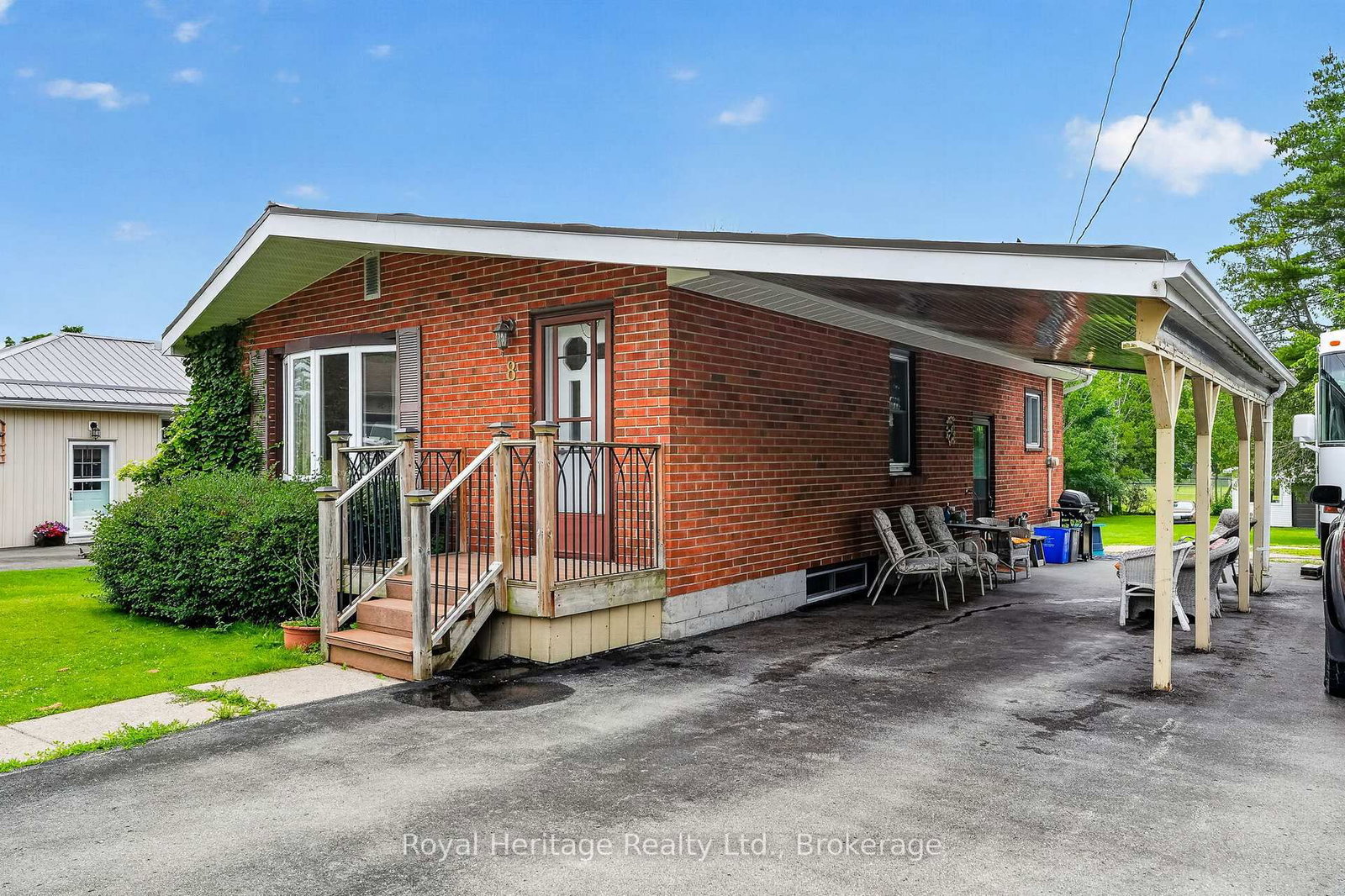 8 Simmons Street • Cramahe, ON photo 2