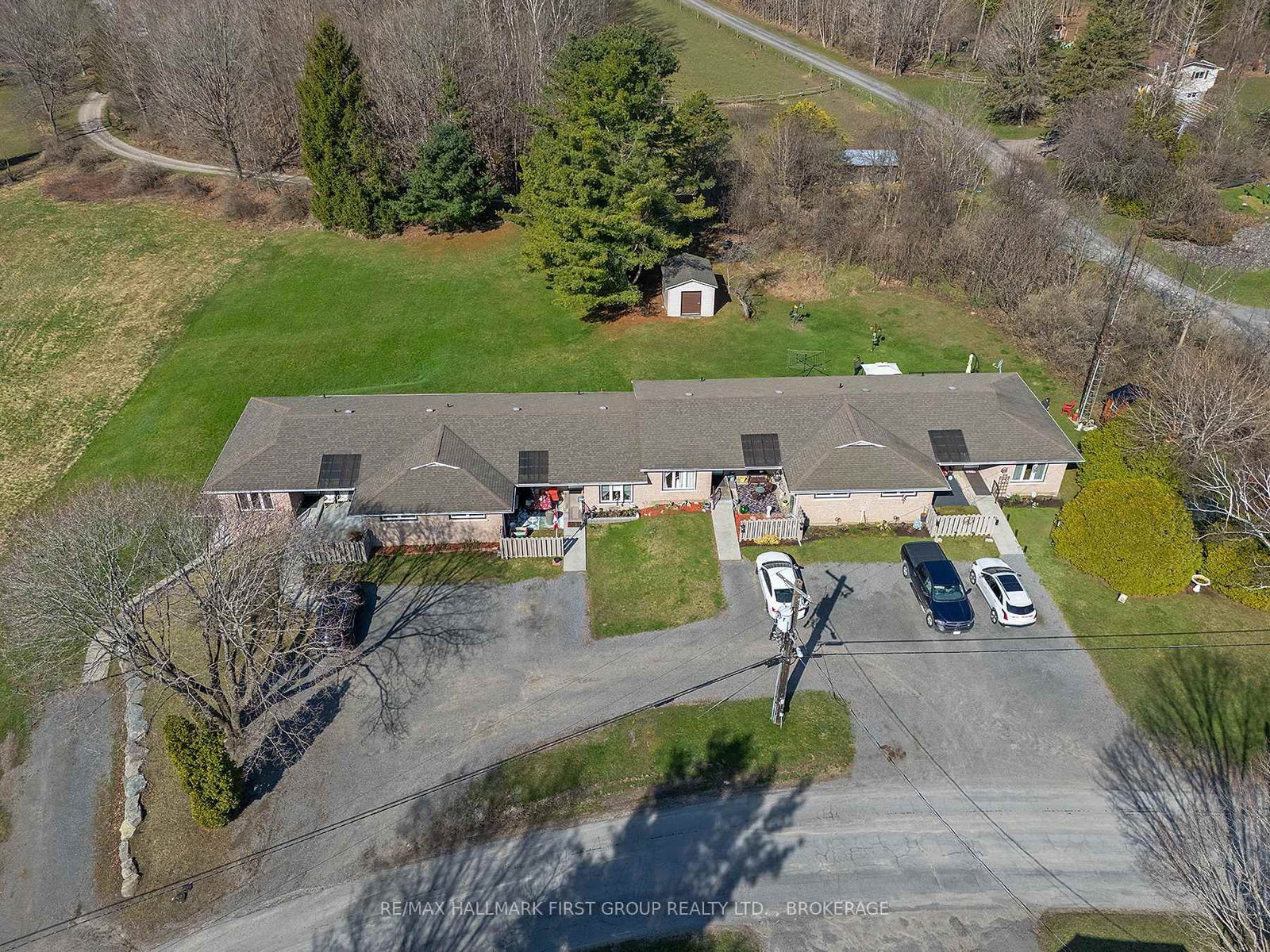 128 Haskins Point Road • Leeds and the Thousand Islands, ON photo 1