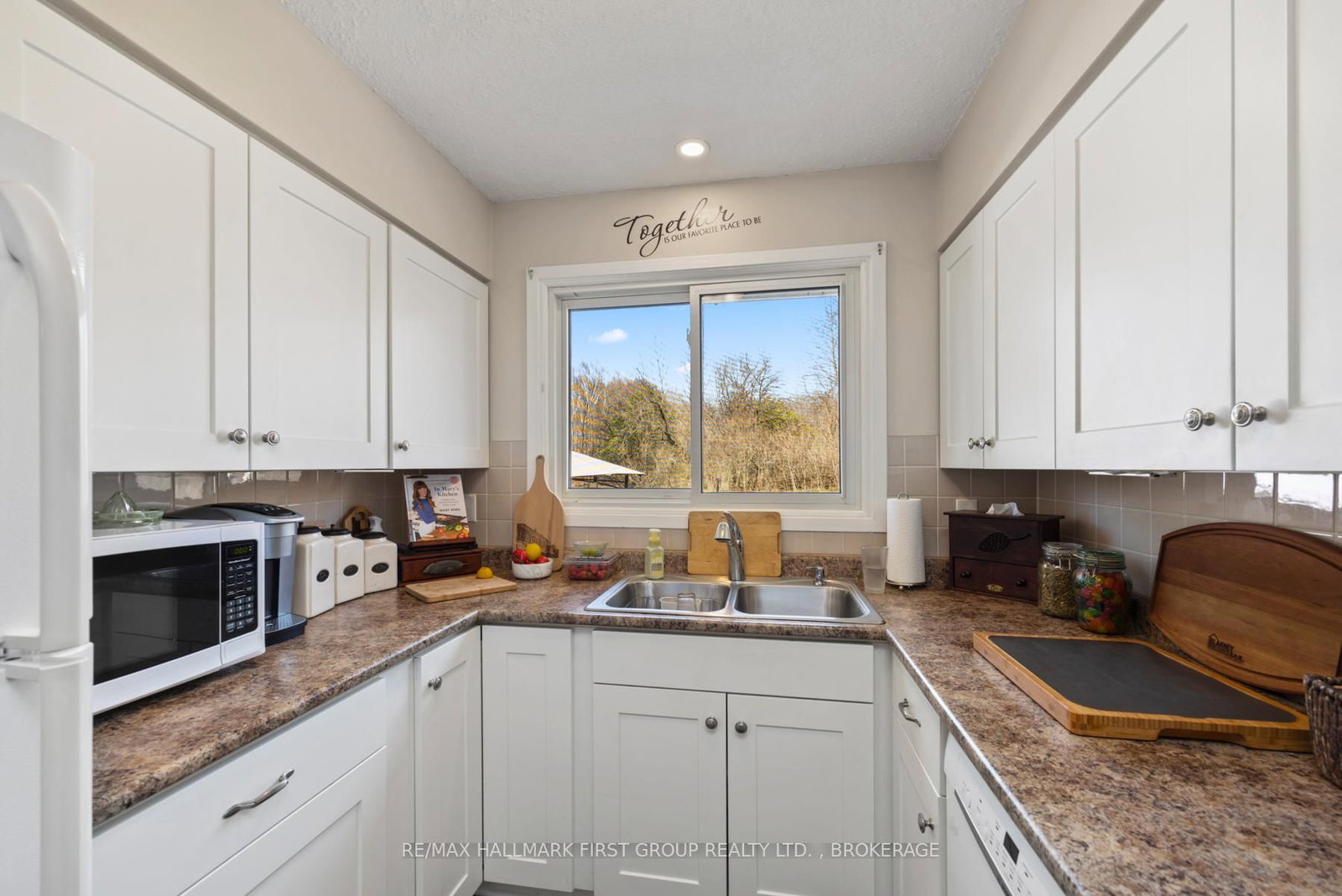 128 Haskins Point Road • Leeds and the Thousand Islands, ON photo 6