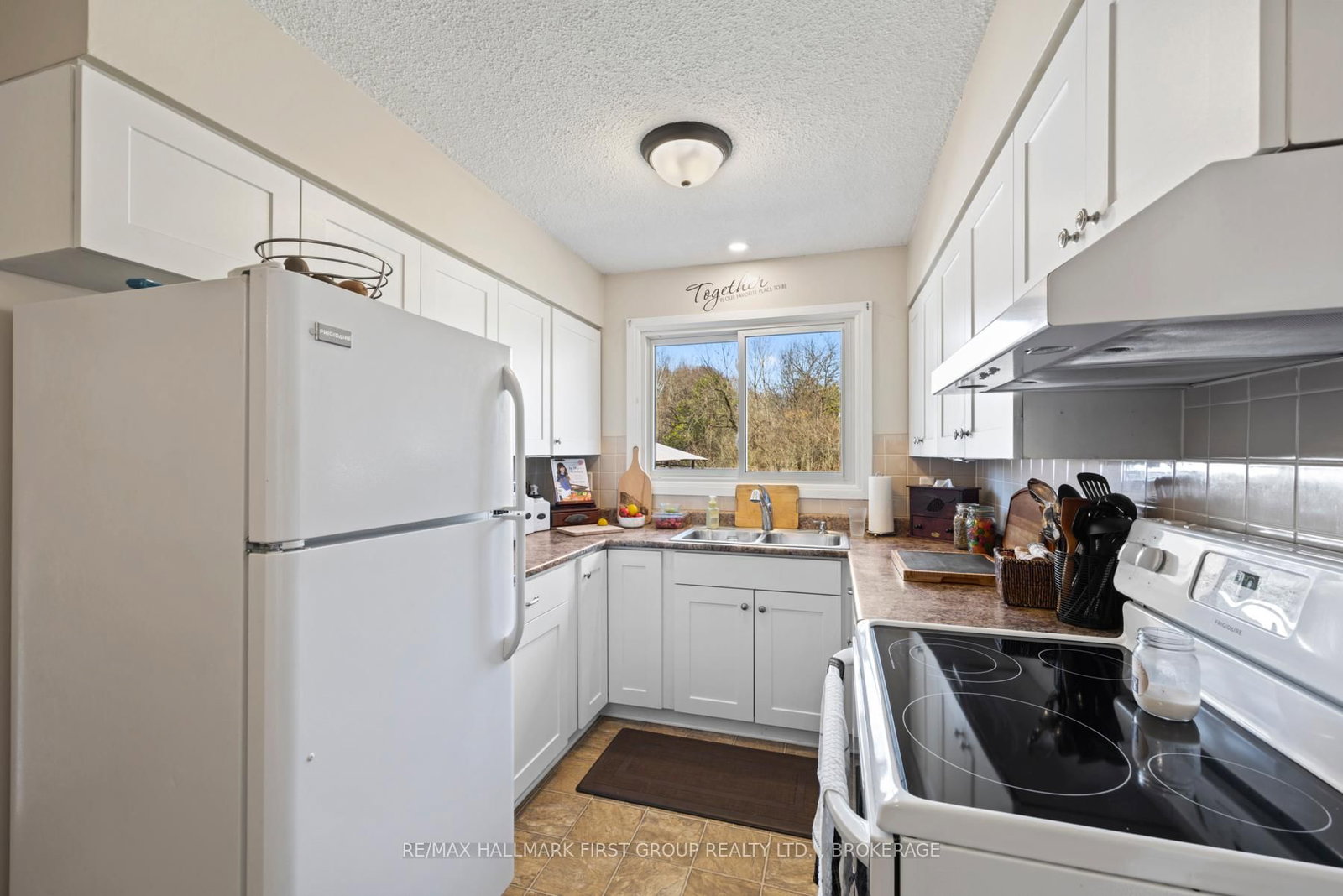 128 Haskins Point Road • Leeds and the Thousand Islands, ON photo 8
