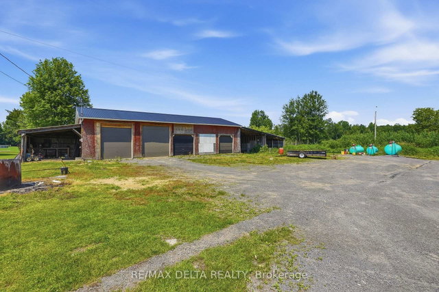 1549 du Lac Road