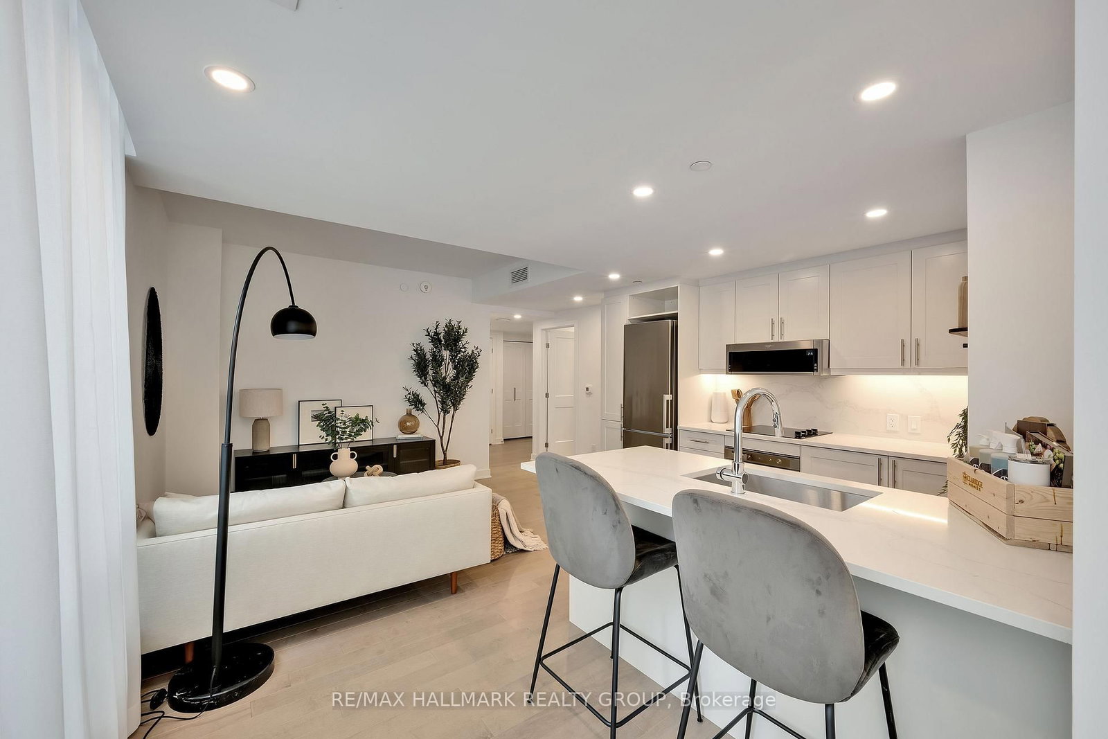 340 Queen Street • #1406 • Ottawa, ON photo 6