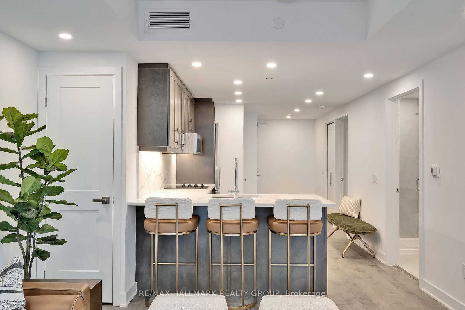 340 Queen Street • #401 • Ottawa, ON photo 9