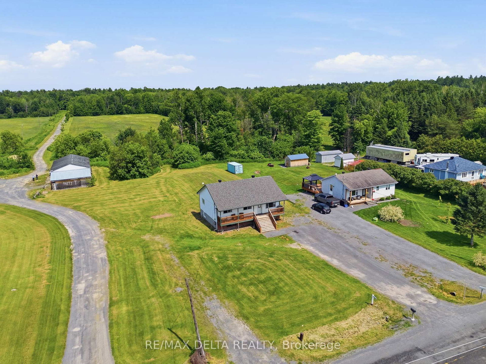 1553 du Lac Road • Clarence-Rockland, ON photo 30