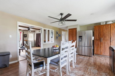 1553 du Lac Road — more photos