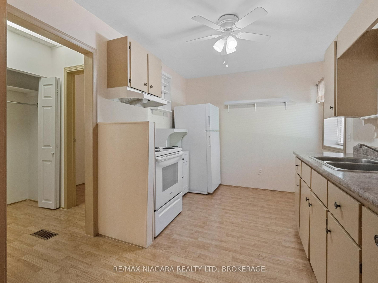 61 Queen Street • Fort Erie, ON photo 13