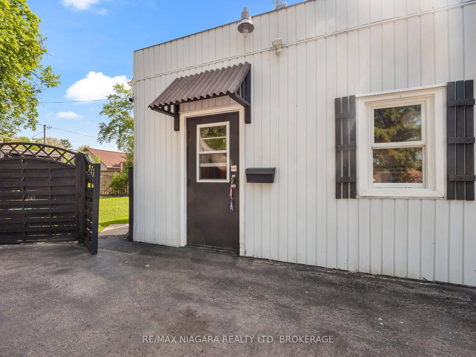 61 Queen Street • Fort Erie, ON photo 36