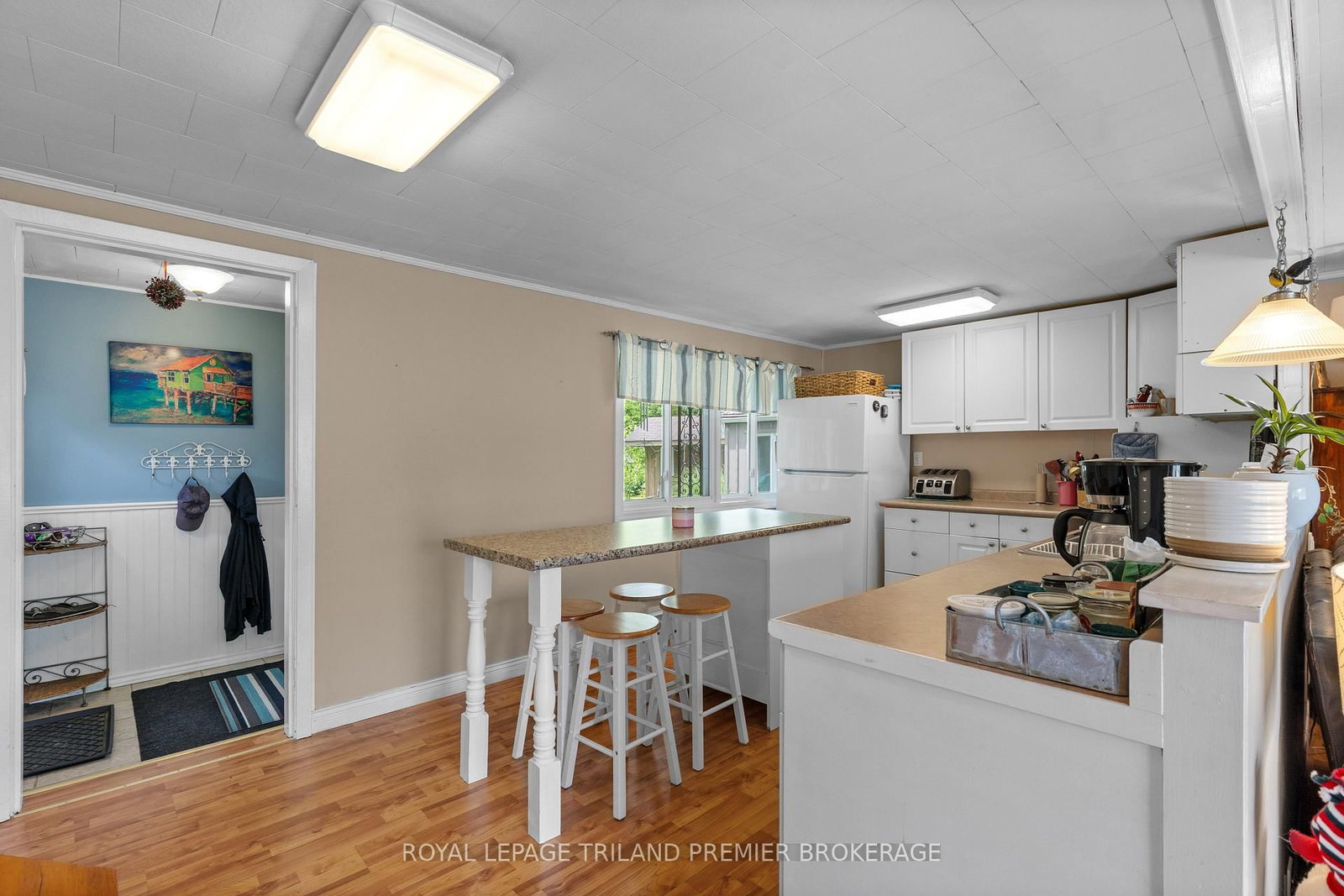 7755 Patrick Street • Lambton Shores, ON photo 10