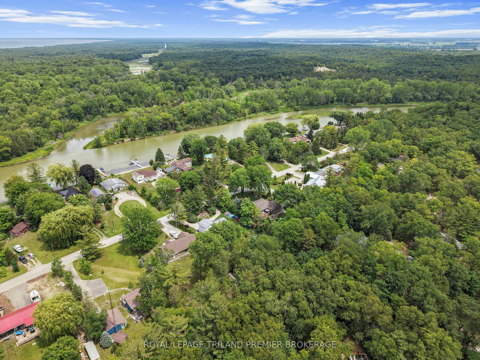 7755 Patrick Street • Lambton Shores, ON photo 39