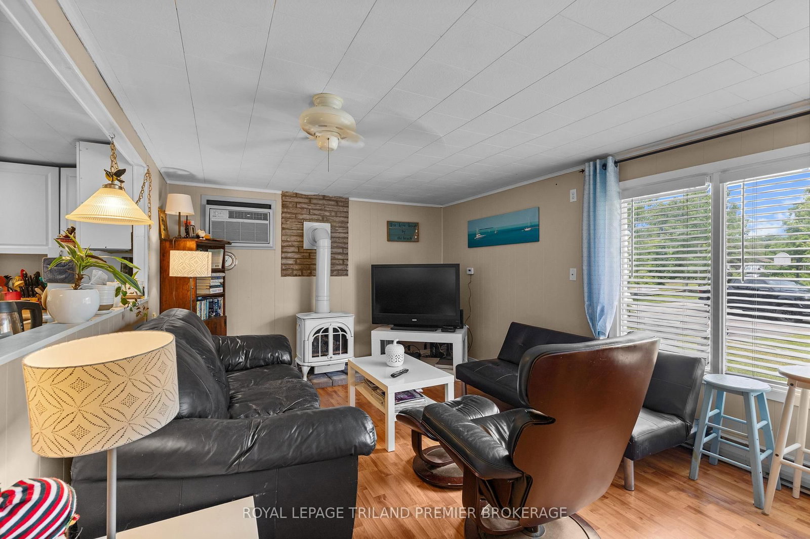 7755 Patrick Street • Lambton Shores, ON photo 5
