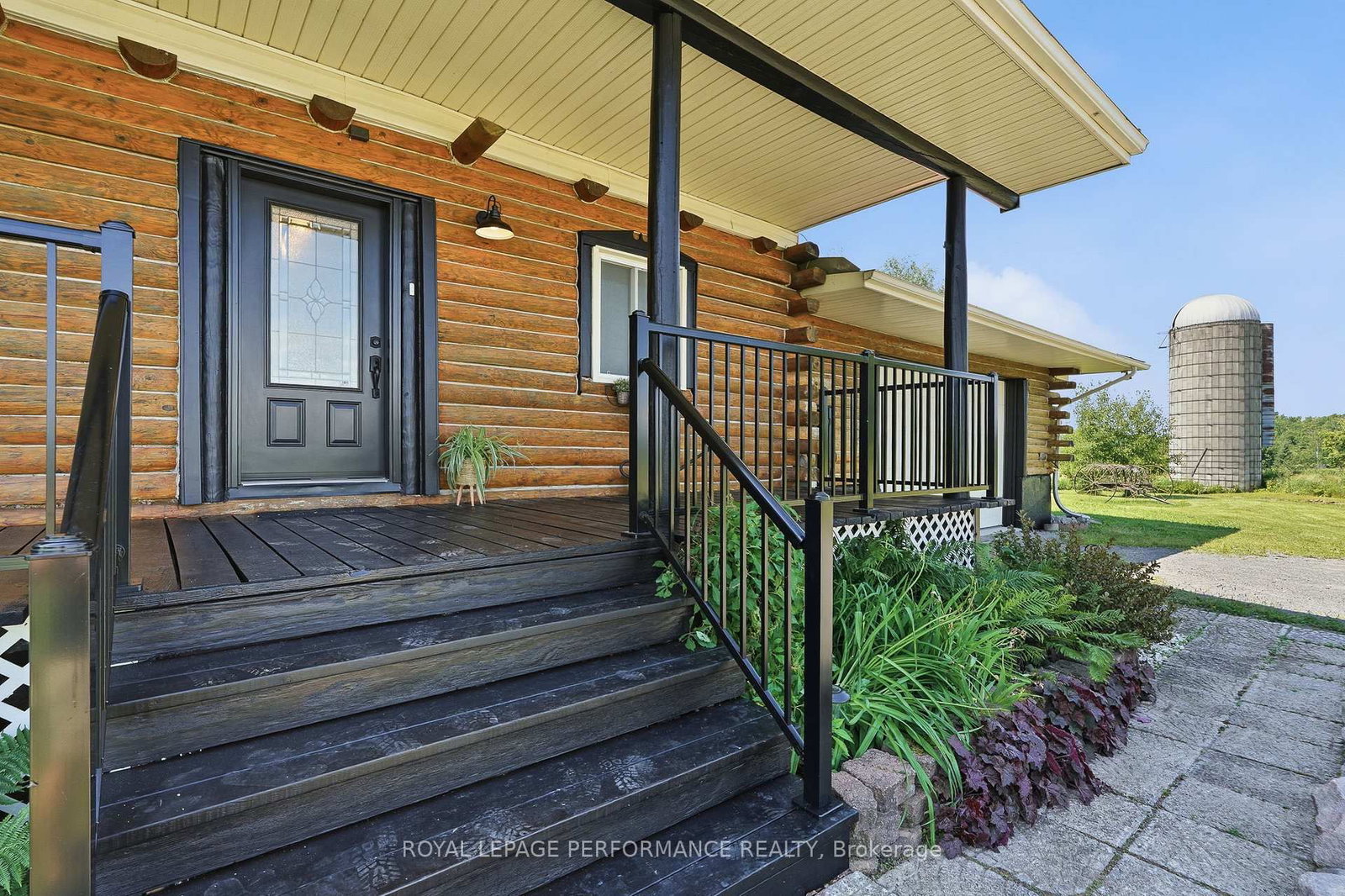 3012 Birchgrove Road • Sarsfield, ON photo 4
