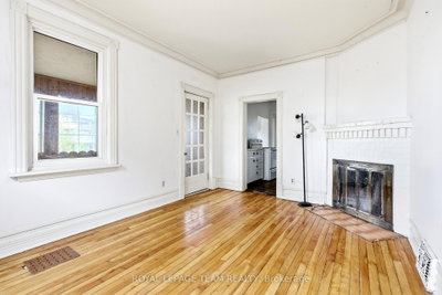 910 Pinecrest Road • Ottawa, ON photo 9