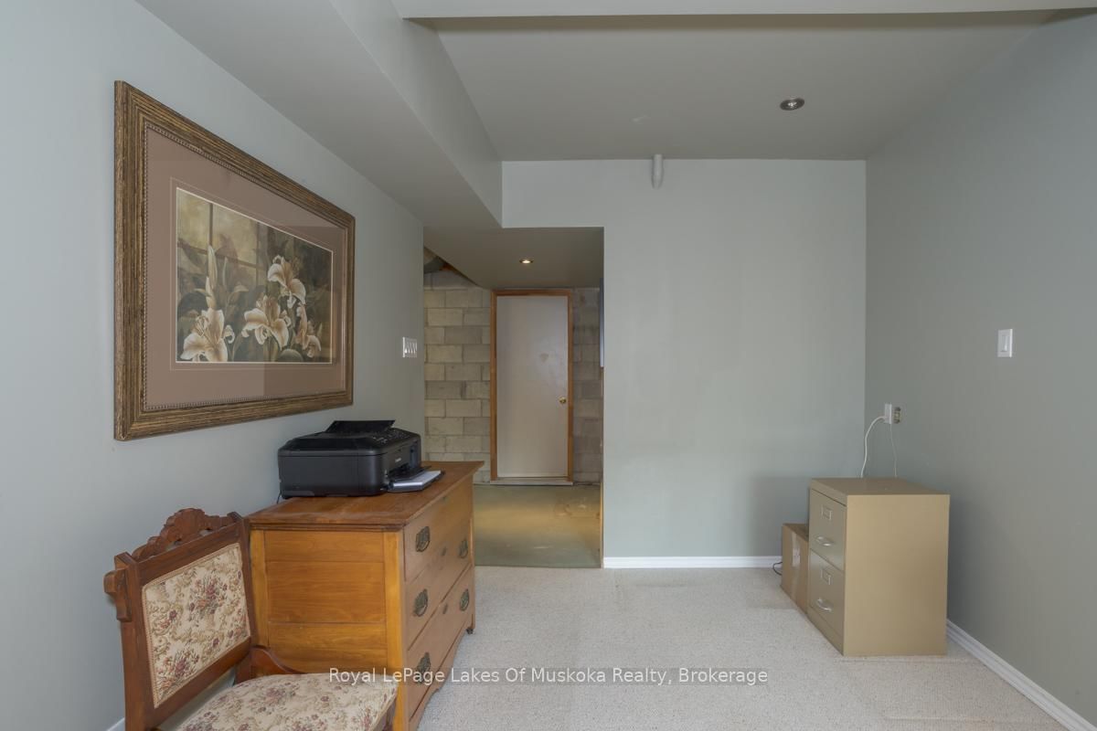 110 Dill Street • Bracebridge, ON photo 32