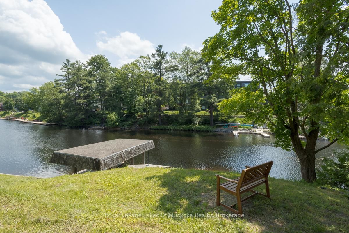 110 Dill Street • Bracebridge, ON photo 45