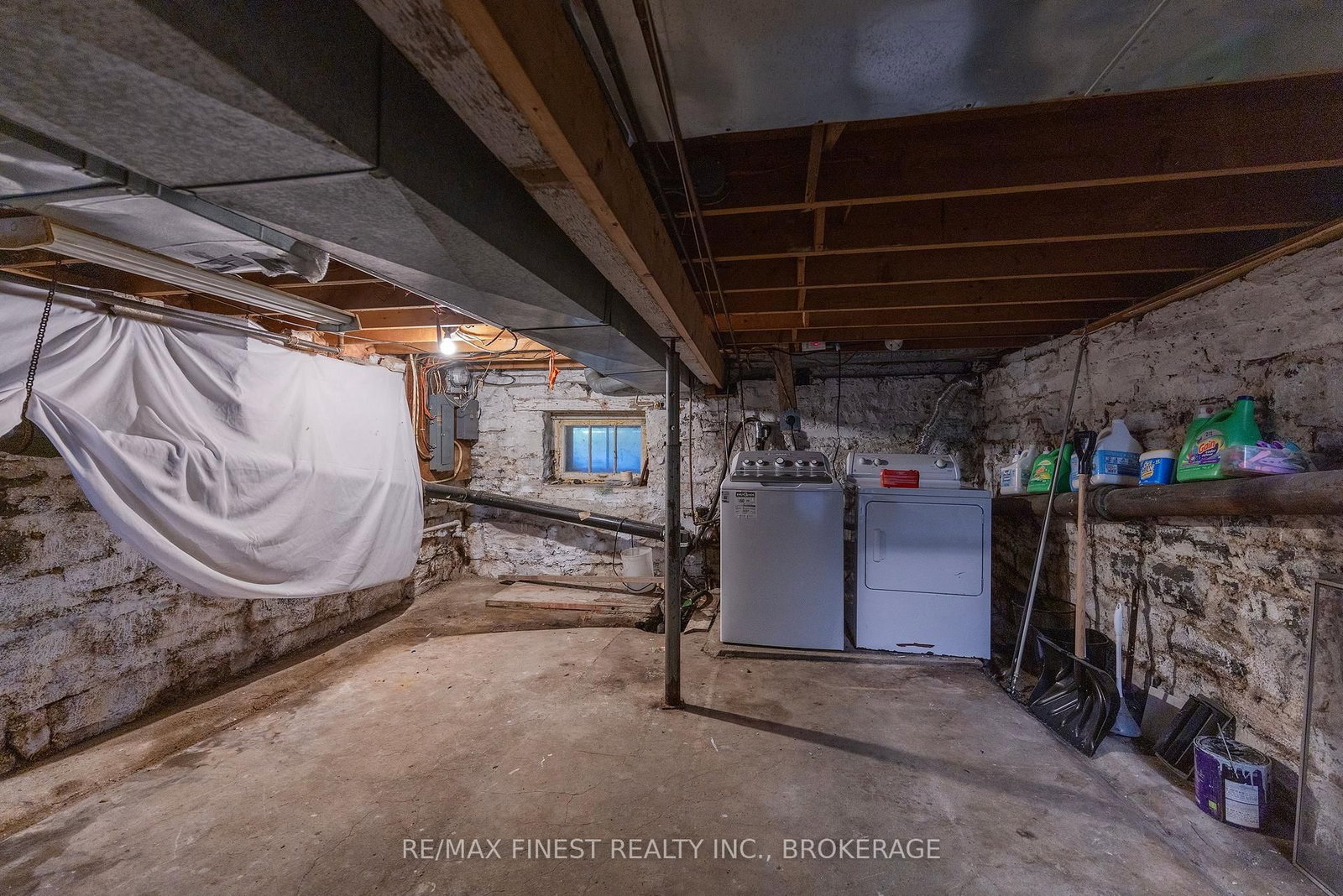 445 Albert Street • Kingston, ON photo 38