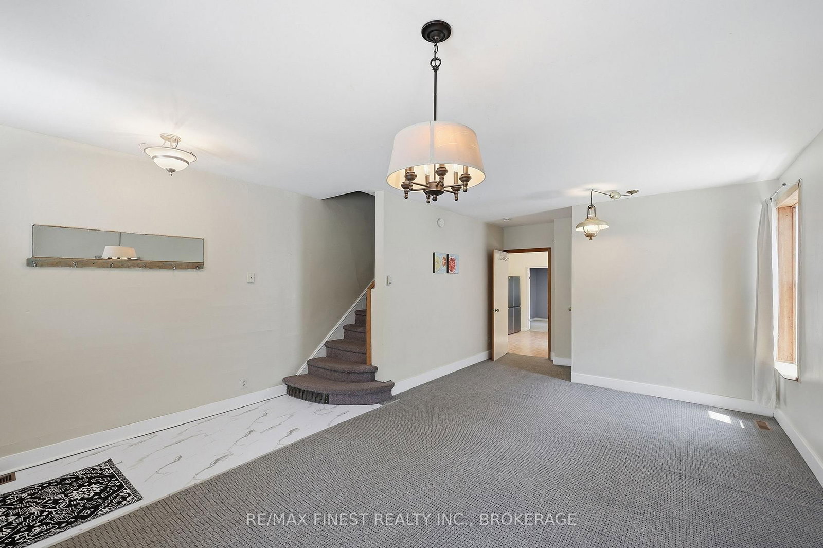 445 Albert Street • Kingston, ON photo 8