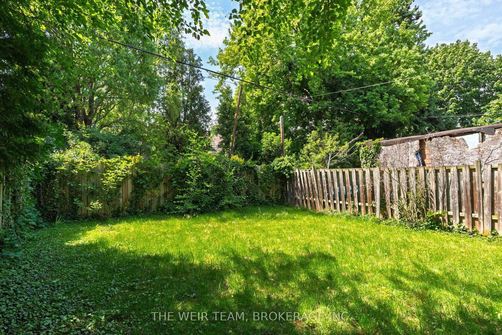 226 Ottawa Street S • Hamilton, ON photo 35