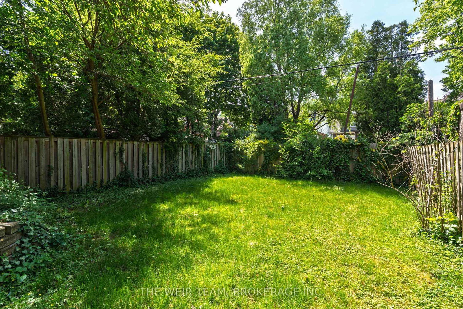 226 Ottawa Street S • Hamilton, ON photo 40