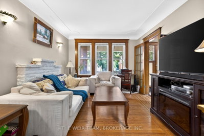 226 Ottawa Street S • Hamilton, ON photo 5