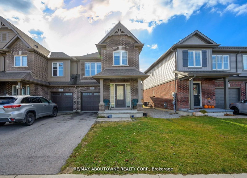 home for lease on 93 Heron Street