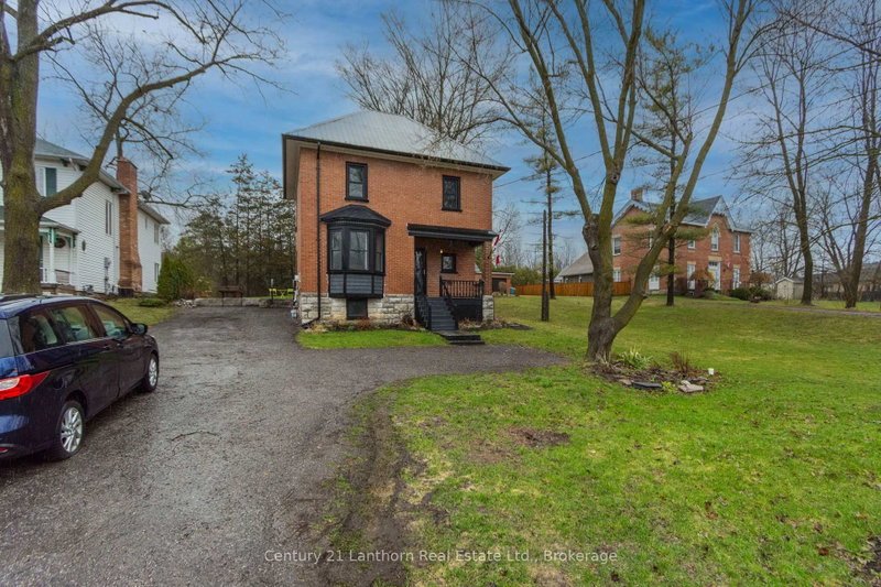 320 Grand Road