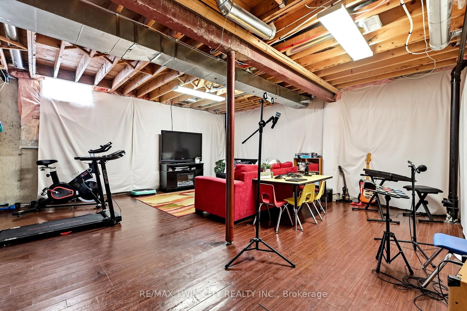 6 Jones Lane • Brantford, ON photo 23