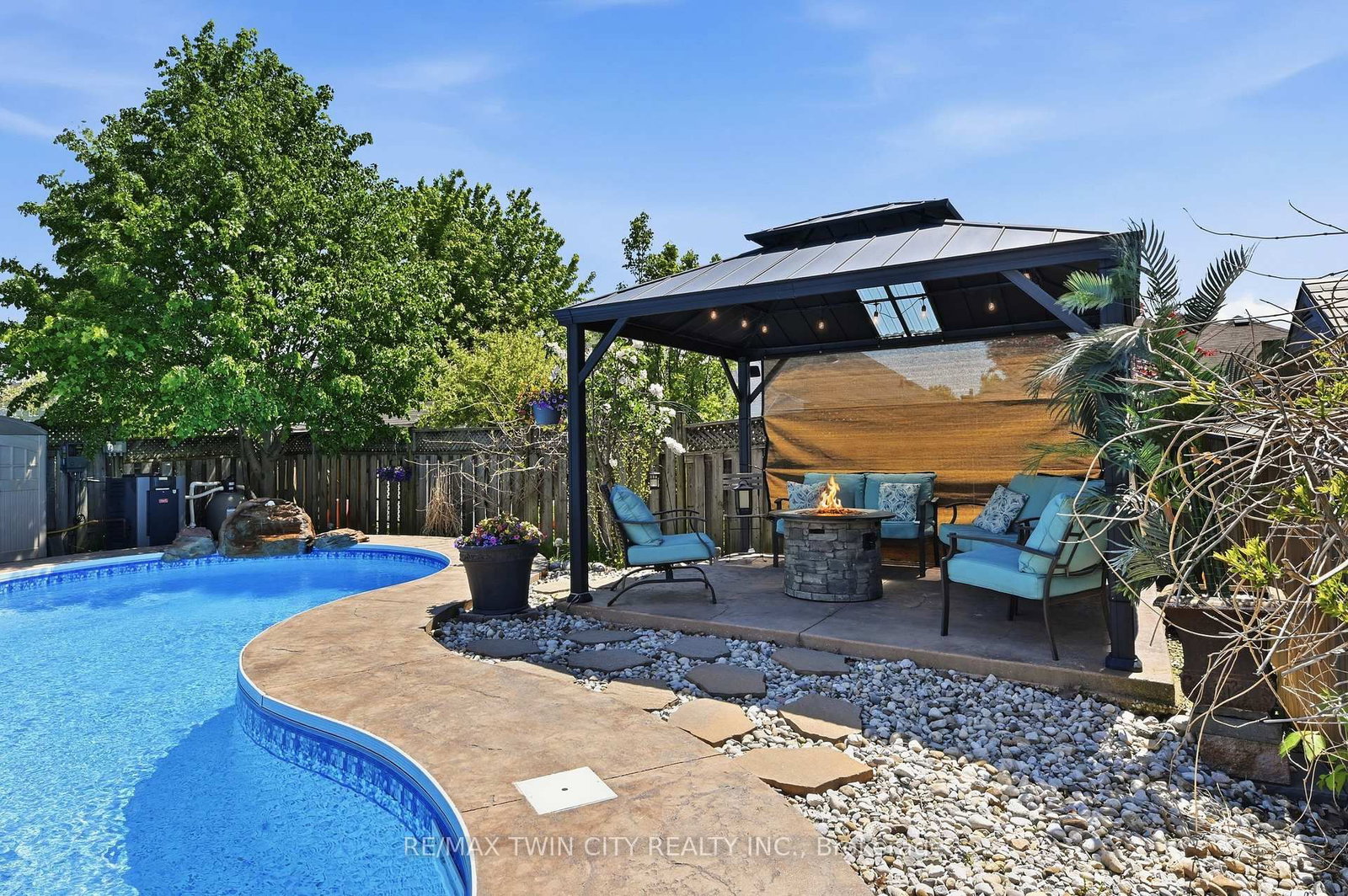 6 Jones Lane • Brantford, ON photo 31