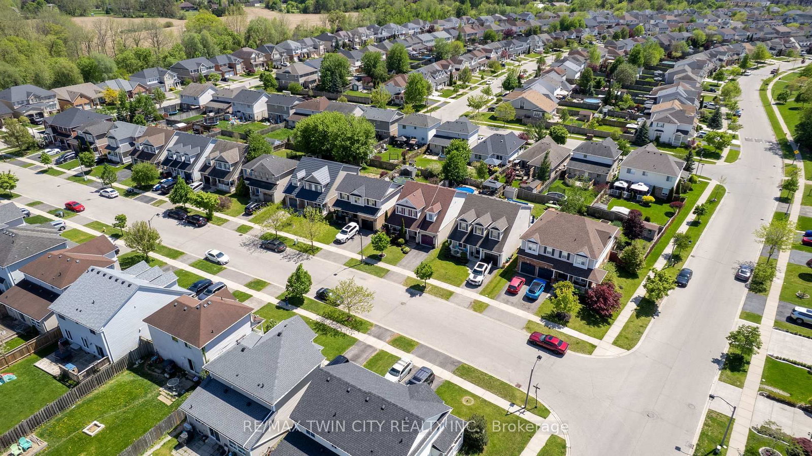 6 Jones Lane • Brantford, ON photo 39