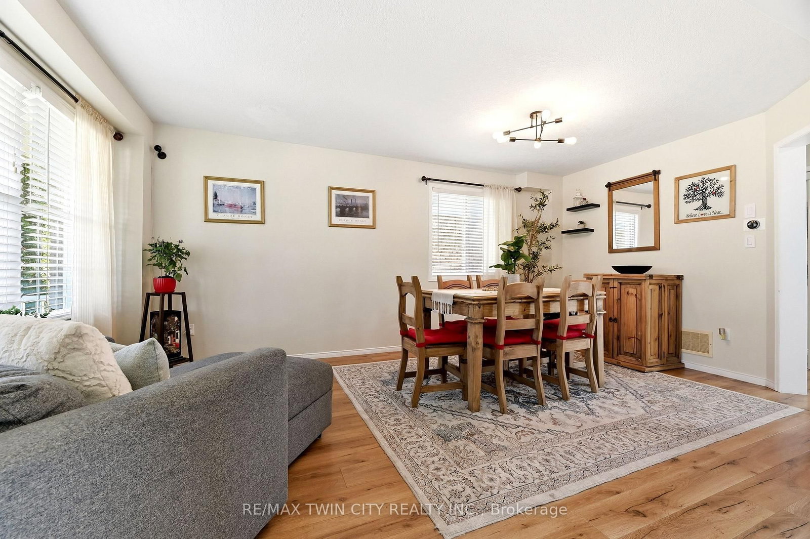 6 Jones Lane • Brantford, ON photo 4