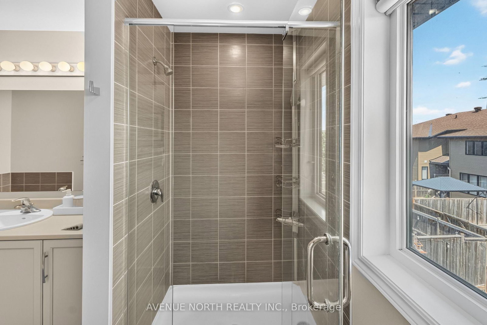 519 Rouncey Road • Ottawa, ON photo 24