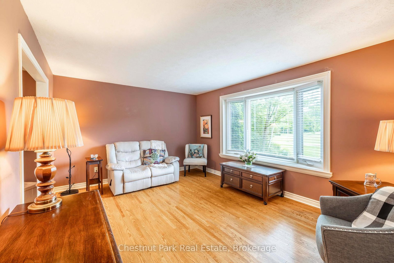 280134 Sideroad 15 • Georgian Bluffs, ON photo 8
