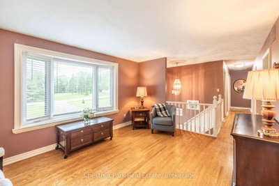 280134 Sideroad 15 • Georgian Bluffs, ON photo 9