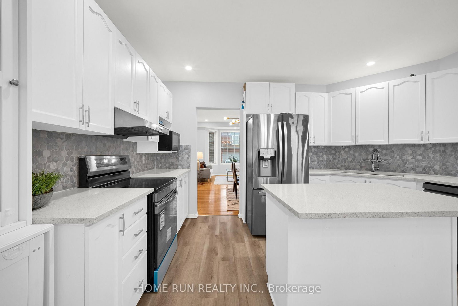 10 Pavona Street • Ottawa, ON photo 18