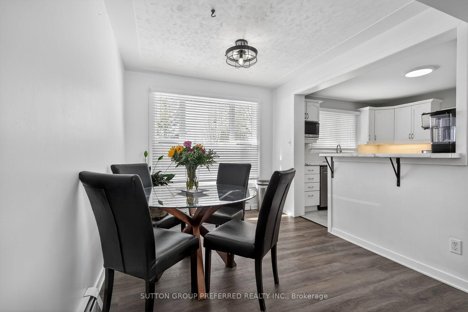 264 Chittick Crescent • Thames Centre, ON photo 11