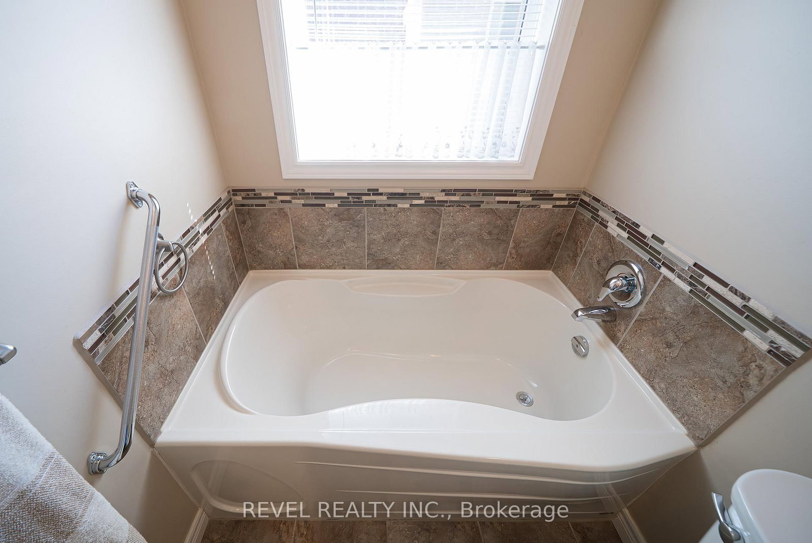 37 Mulberry Lane • Norfolk, ON photo 19