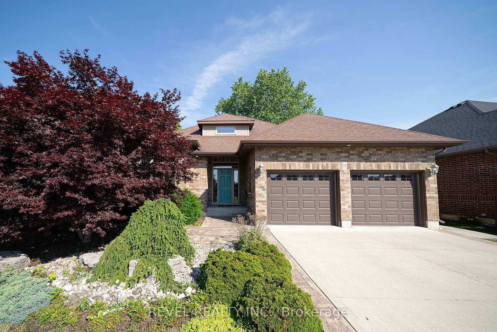 37 Mulberry Lane • Norfolk, ON photo 3