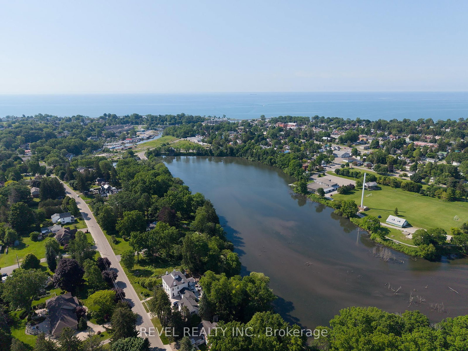 37 Mulberry Lane • Norfolk, ON photo 36