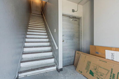 90 St. Paul Street — photo 4