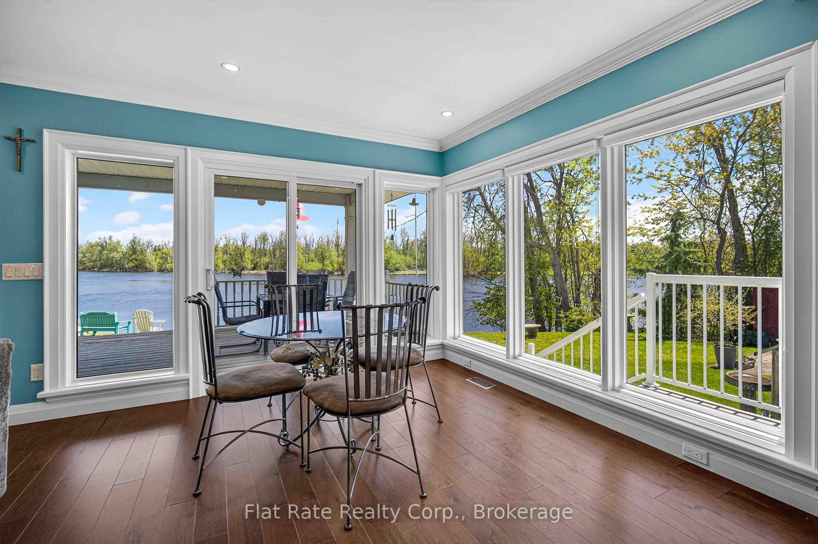 510 Monaghan Road • Peterborough, ON photo 12