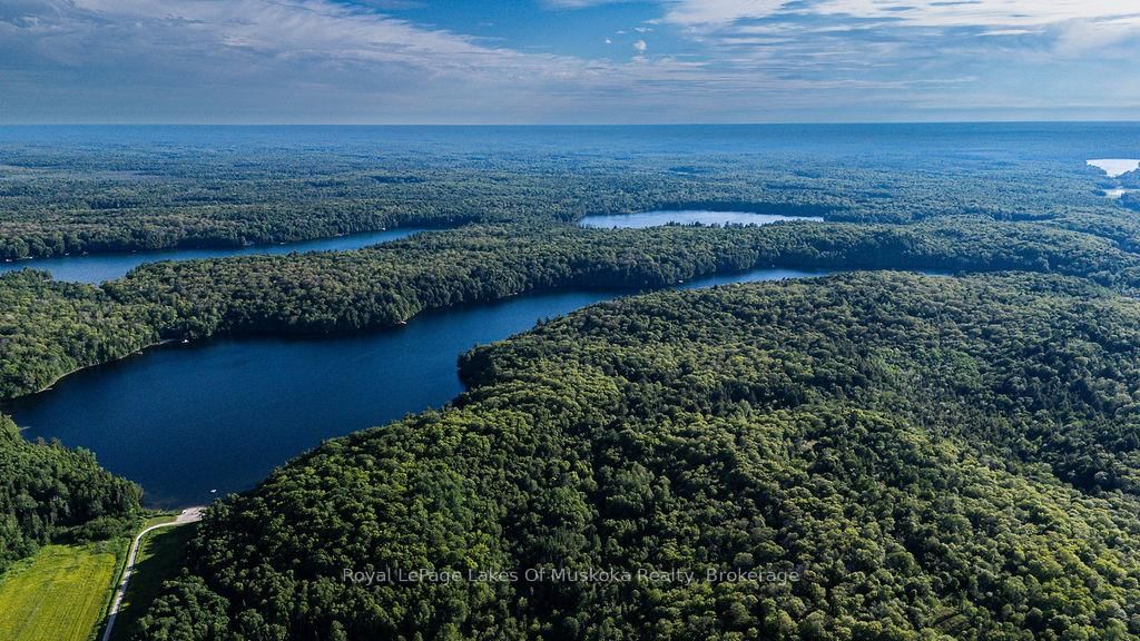 2245 Ahmic Lake Road • Magnetawan, ON photo 6