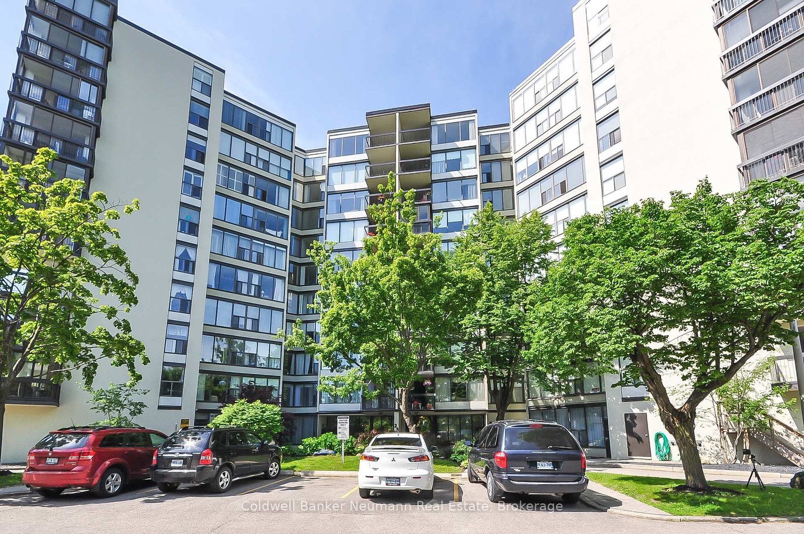 23 Woodlawn Road E • #305 • Guelph, ON photo 1