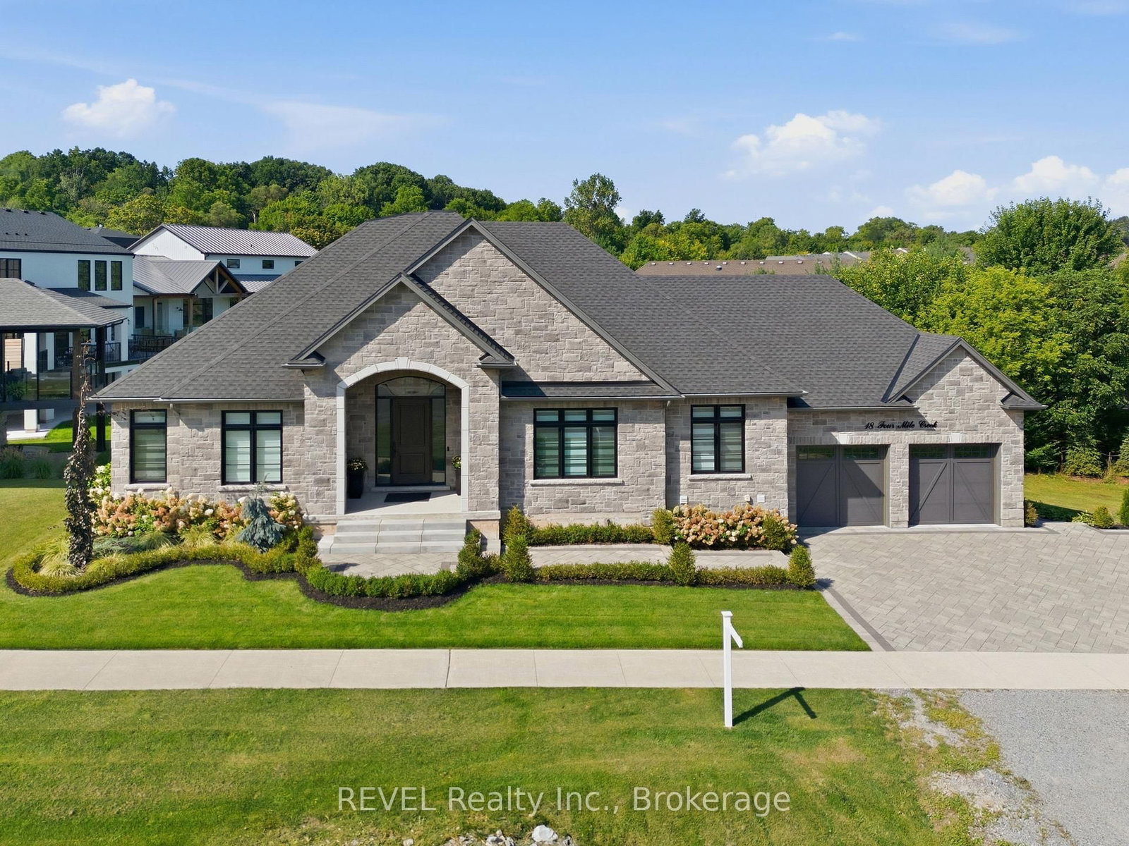 18 Four Mile Creek Road • Niagara-on-the-Lake, ON photo 1