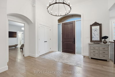18 Four Mile Creek Road • Niagara-on-the-Lake, ON photo 4