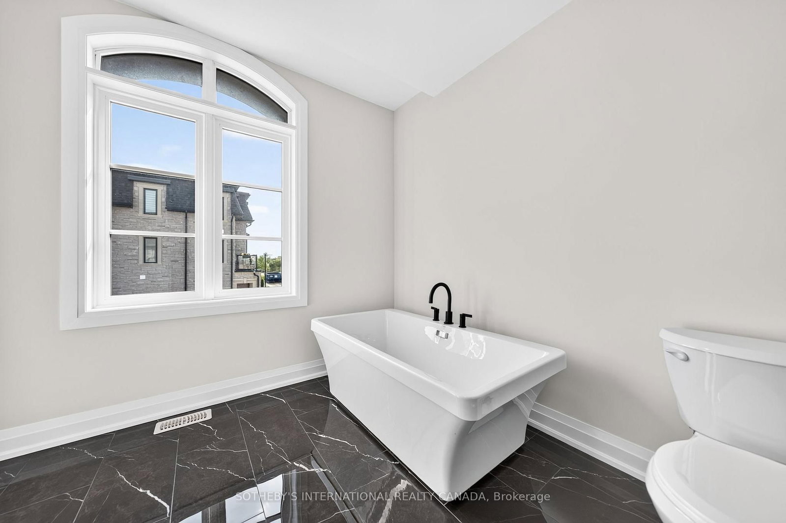 675 Victoria Road N • #14 • Guelph, ON photo 15