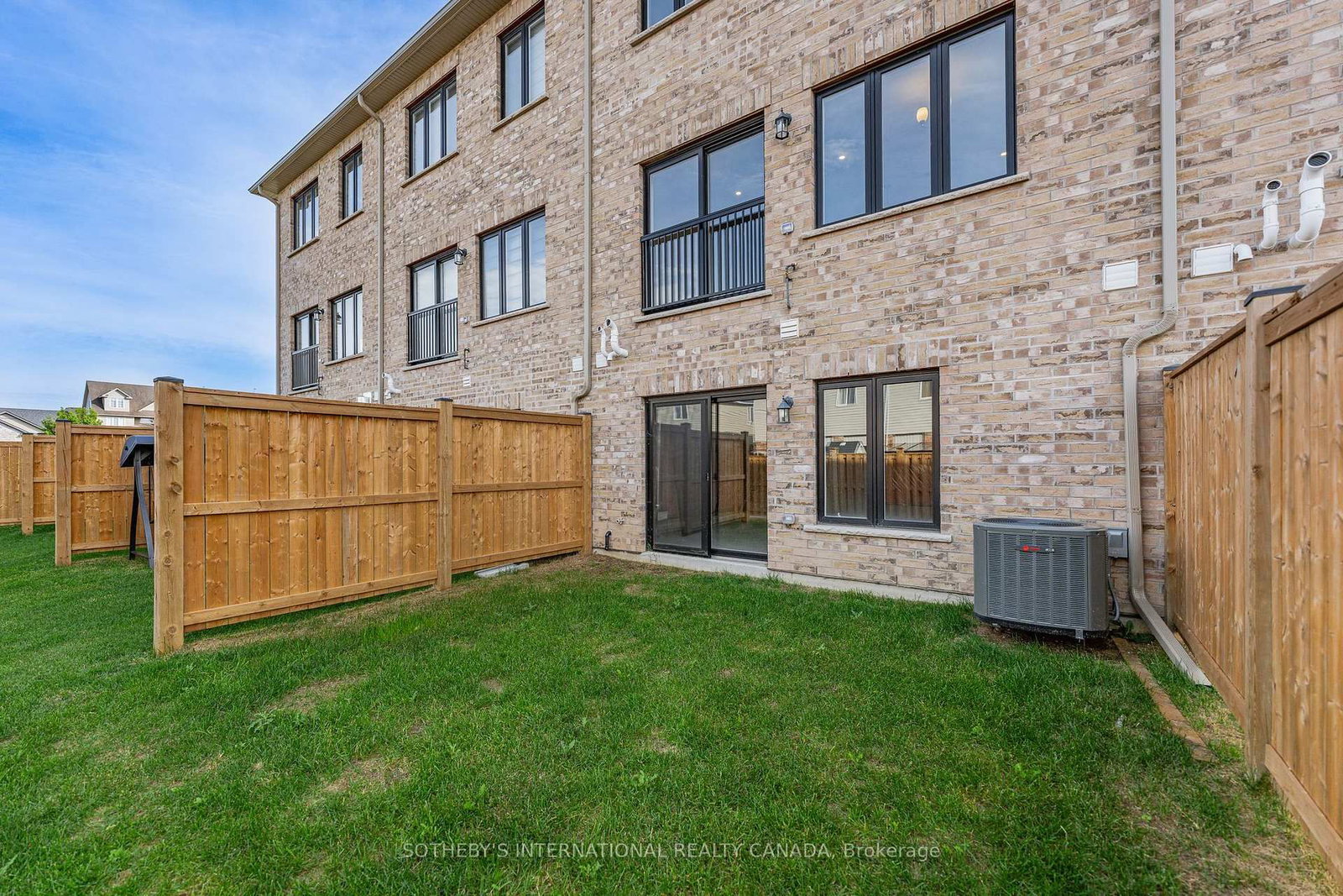 675 Victoria Road N • #14 • Guelph, ON photo 25