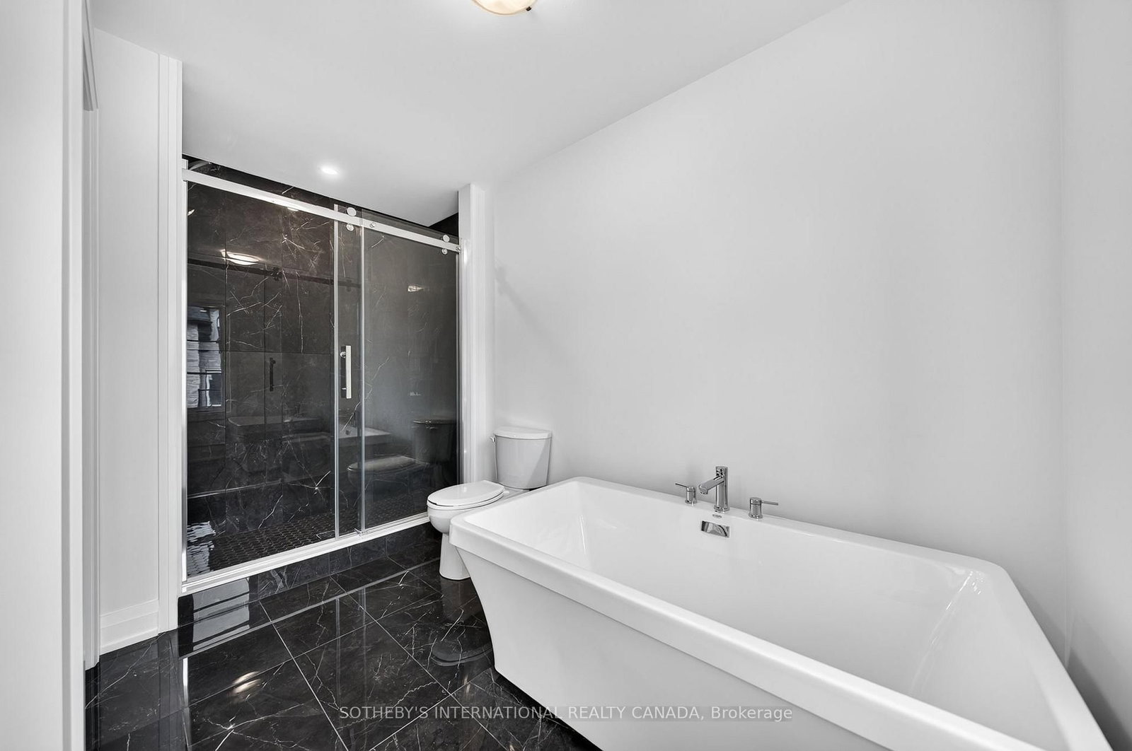 675 Victoria Road N • #24 • Guelph, ON photo 18