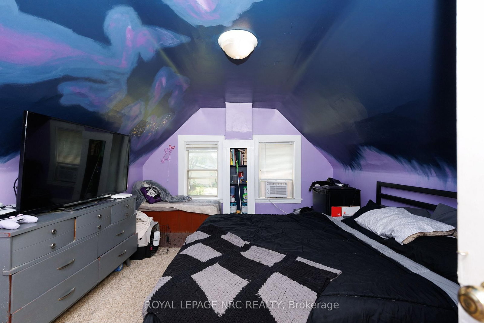 1 Cumming Street • St. Catharines, ON photo 8