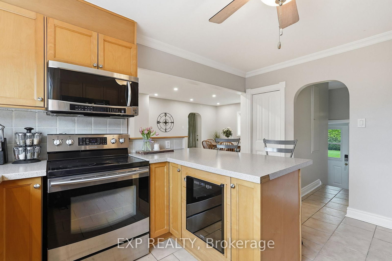 1876 Division Street • Vars, ON photo 12