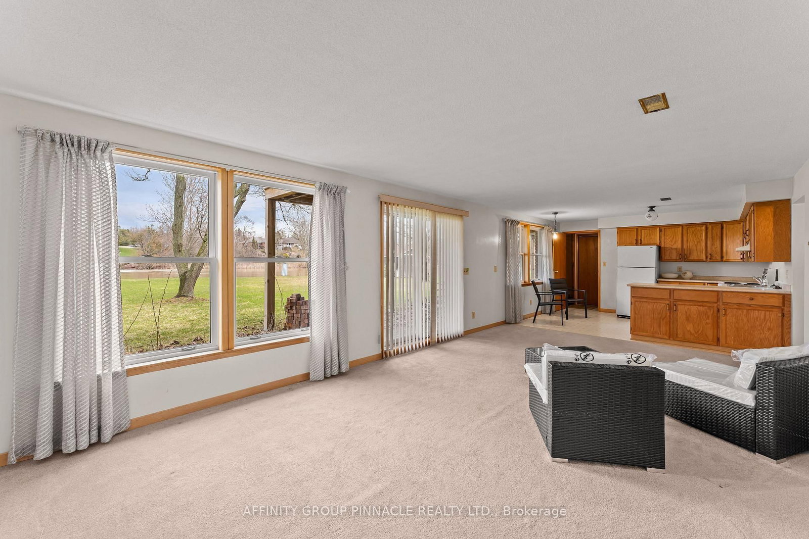 28 Water Street • Kawartha Lakes, ON photo 19