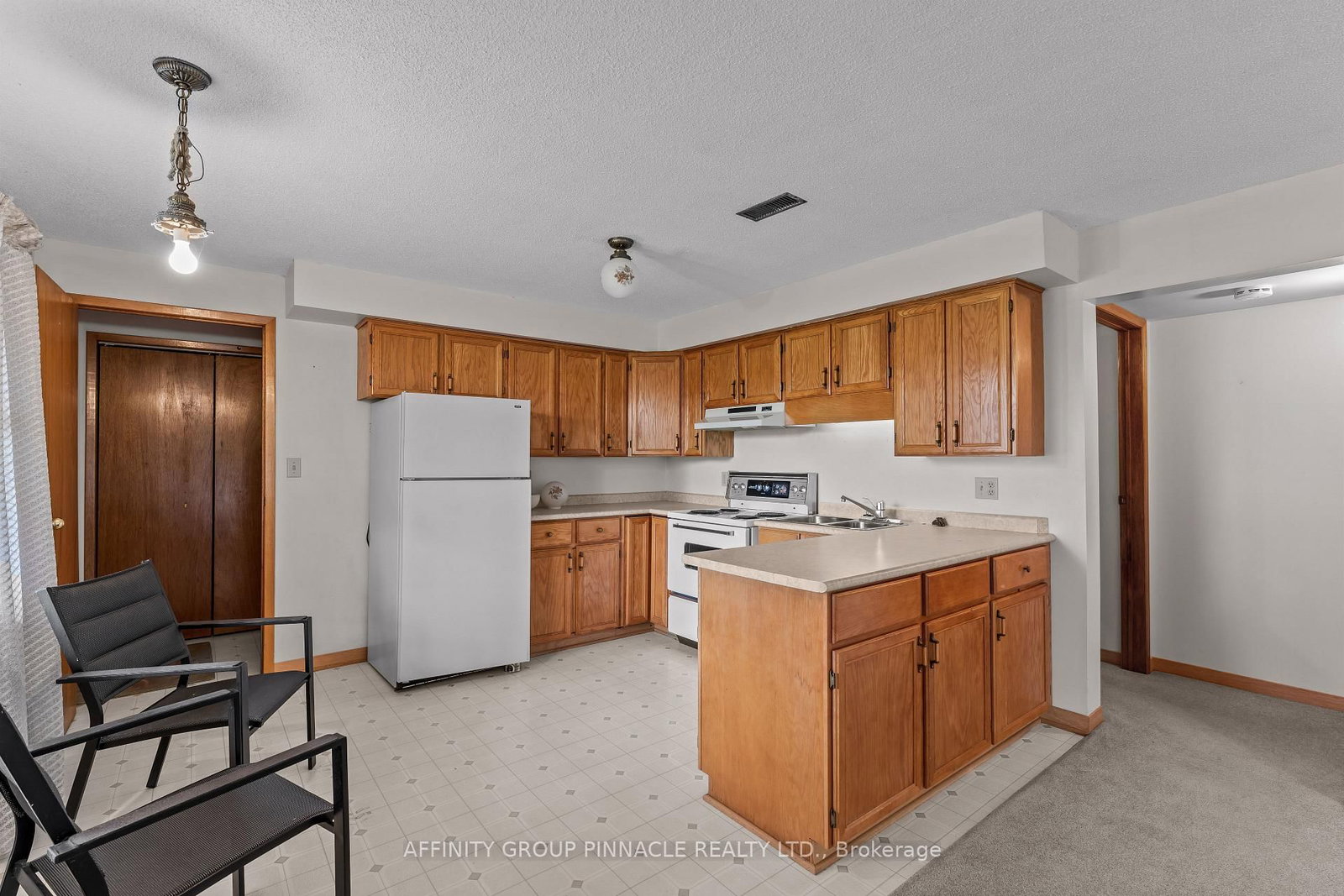 28 Water Street • Kawartha Lakes, ON photo 21